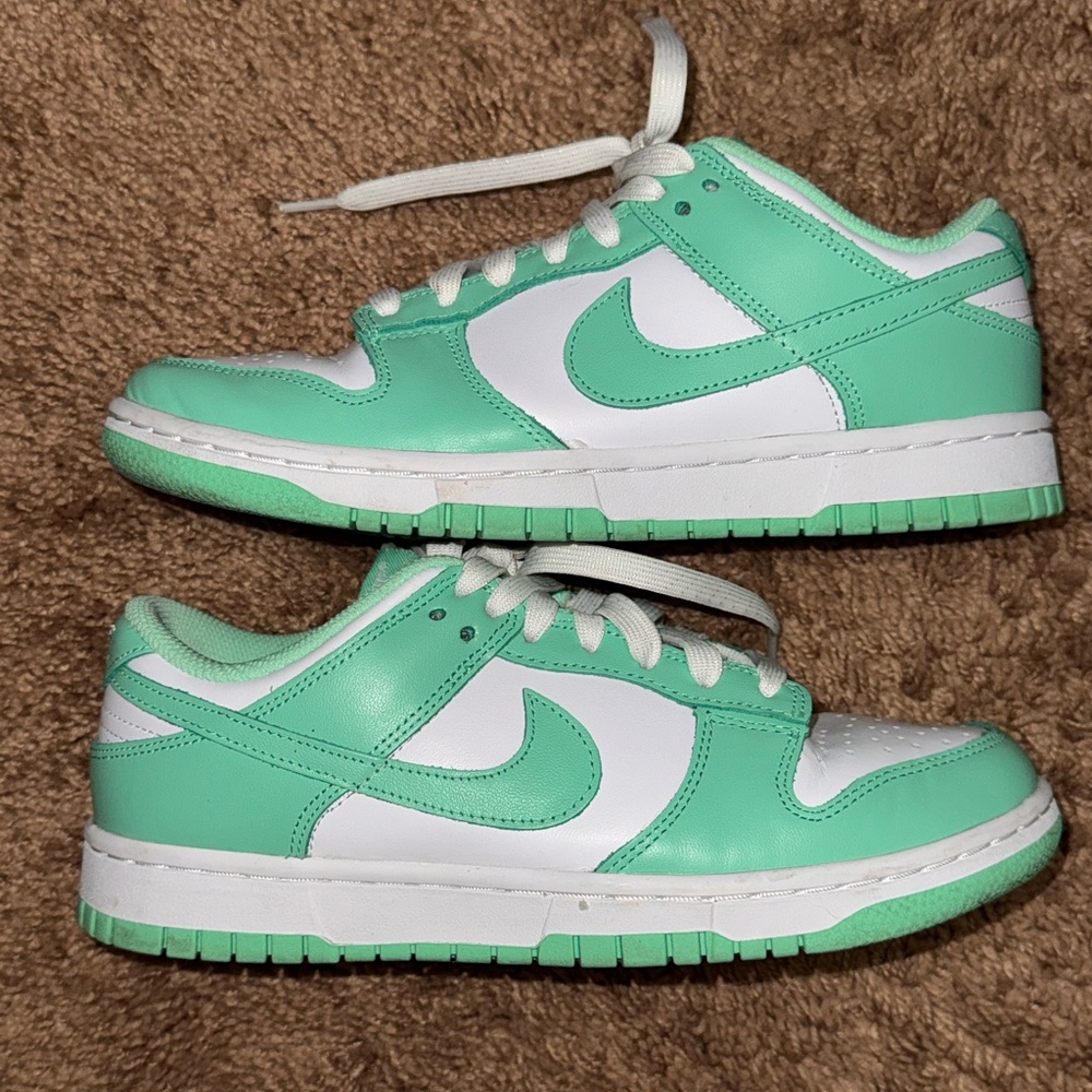 Nike Dunk Low Green Glow shoes